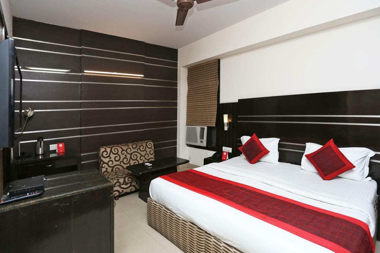 Oyo 13541 Otani Hotel Delhi  Exterior photo