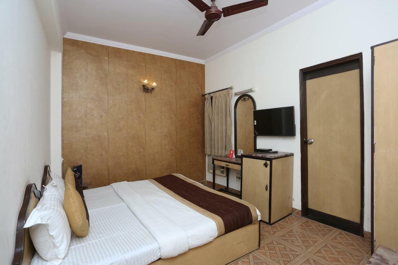 Oyo 13541 Otani Hotel Delhi  Exterior photo